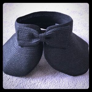 Black Velcro sun hat